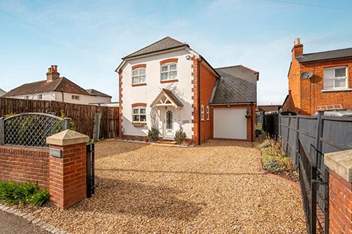 4 Bedroom Detached House For Sale In North Street, Winkfield, SL4