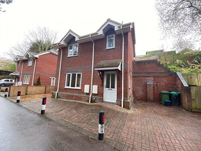 1 Bedroom Detached House To Rent In Branch End, Newbury, RG14