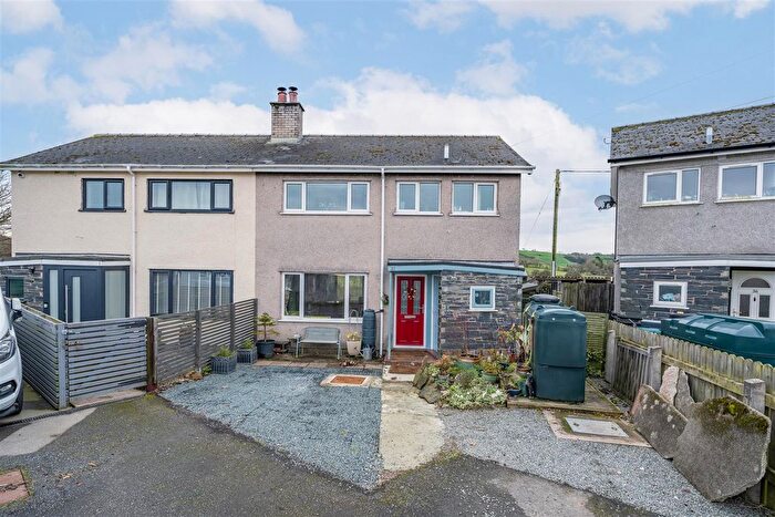 3 Bedroom Semi-Detached House For Sale In Glan Collen, Llangernyw, Abergele, LL22