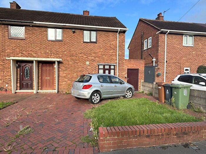 3 Bedroom Semi Detached House For Sale In Queens Lea, Willenhall, WV12