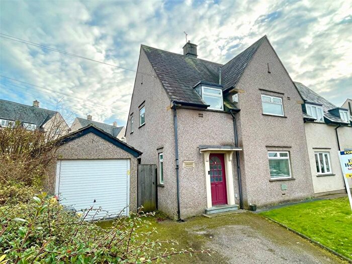 3 Bedroom Semi Detached House For Sale In Peel Crescent, Lancaster, Lancashire, LA1