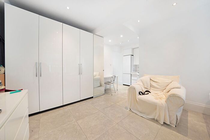 Studio To Rent In Grove Hall Court, Hall Road, NW8
