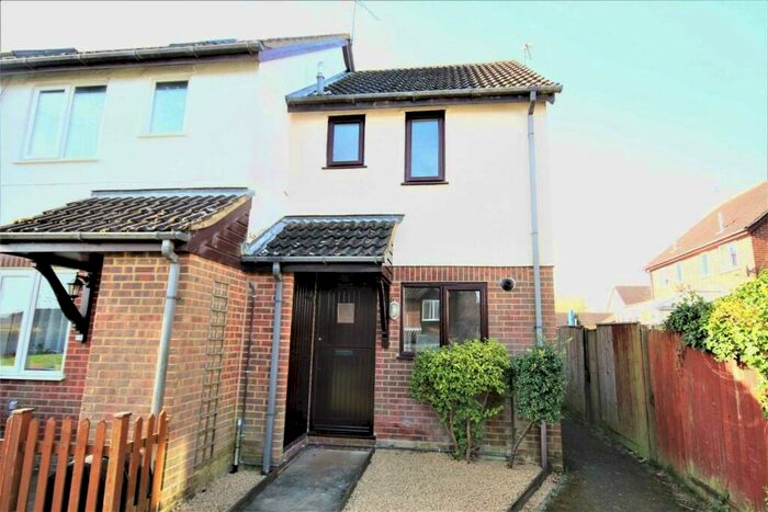 1 Bedroom Terraced House To Rent In Longlands Walk, Winslow, Buckingham, MK18