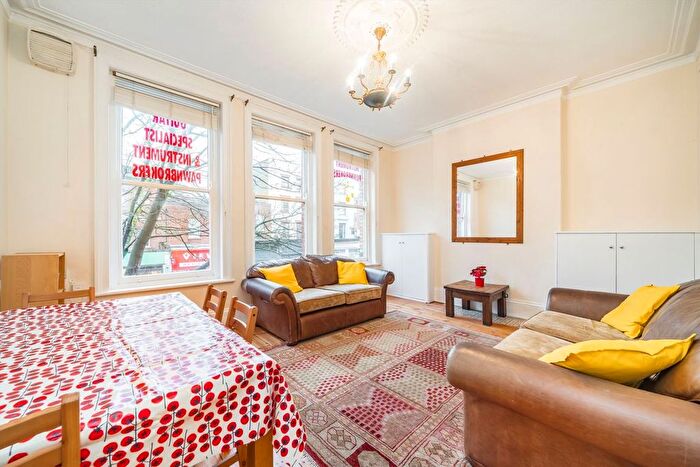 4 Bedroom Flat To Rent In Upper Street, Upper Street, N1