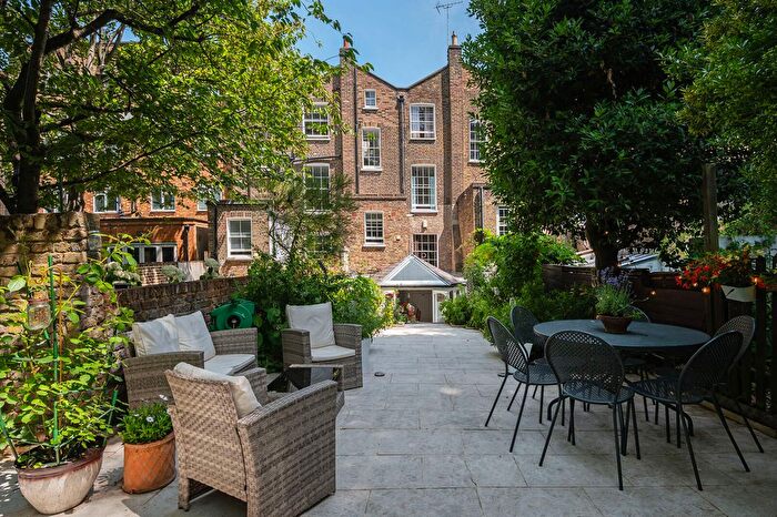 4 Bedroom Property For Sale In Liverpool Road, Islington, London, N7
