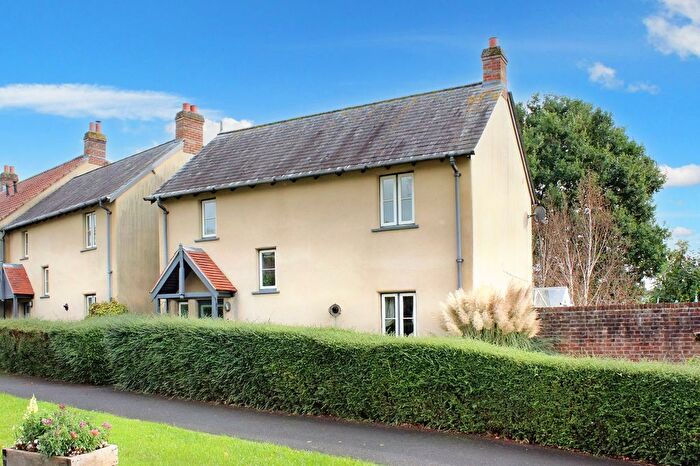 3 Bedroom Detached House For Sale In Hele Road, Bradninch, Exeter, Devon, EX5