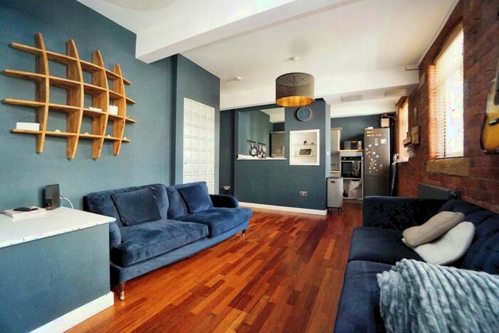 3 Bedroom Flat To Rent In Bedford Street, Sheffield, S6