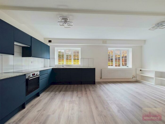 3 Bedroom Flat To Rent In Herga Court, Sudbury Hill, Harrow On The Hill, HA1