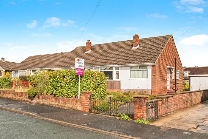2 Bedroom Semi-Detached Bungalow For Sale In Coniston Road, Dewsbury, WF12
