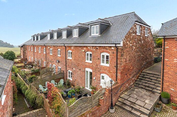4 Bedroom Barn Conversion For Sale In Bishopsteignton, Devon, TQ14