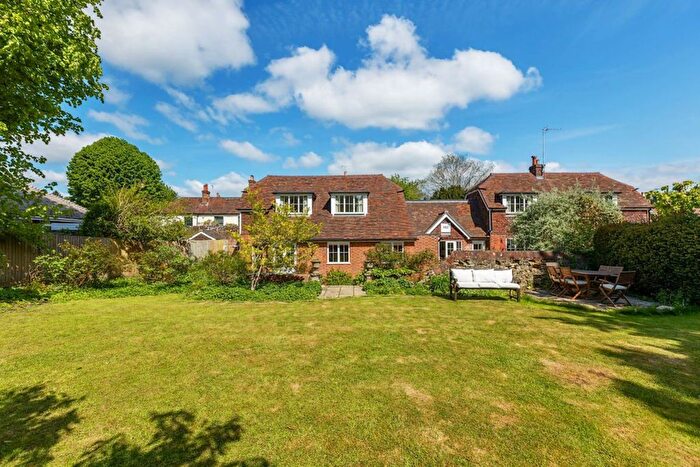 4 Bedroom Detached House To Rent In High Street, Brasted, TN16