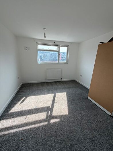 4 Bedroom Detached House To Rent In Derby Road, Croydon, CR0