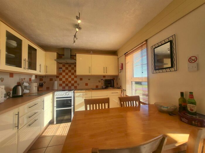 3 Bedroom Bungalow For Sale In Perran View Holiday Park, Trevellas, St