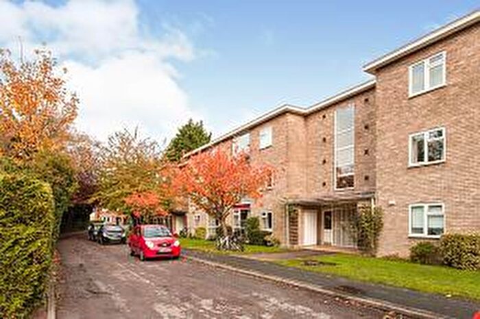 2 Bedroom Flat To Rent In Lilac Court, Cambridge, CB1