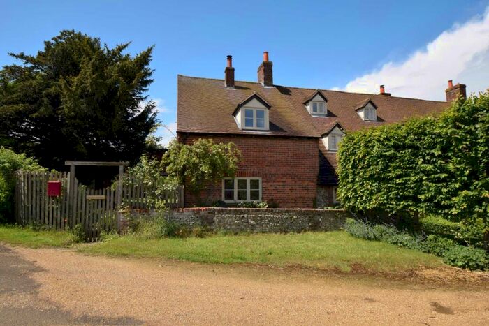 2 Bedroom Cottage For Sale In Also, OX49