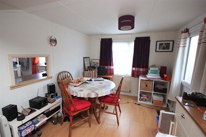 2 Bedroom Detached Bungalow For Sale In Wilby Park, Wilby, Wellingborough, NN8
