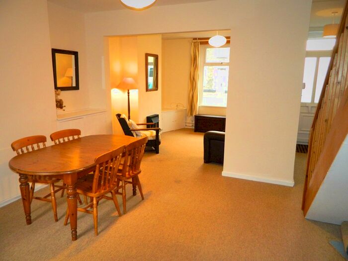 2 Bedroom Property To Rent In Cathays Terrace, Cathays, Cardiff, CF24