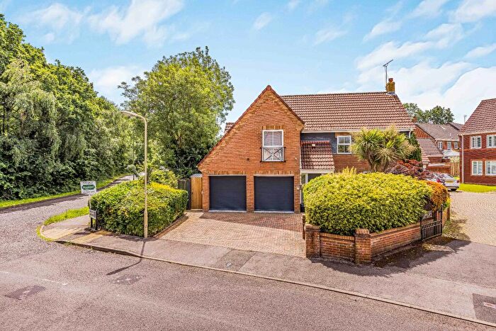 4 Bedroom Detached House For Sale In West End, Southampton, SO30