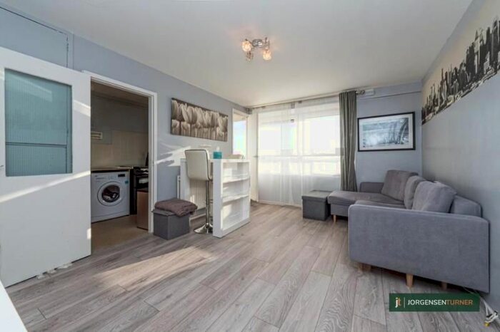 Studio To Rent In Kilburn Square, Kilburn, London NW6