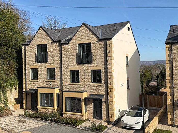 4 Bedroom Semi Detached House For Sale In Roe Cross Gardens, Mottram, SK14