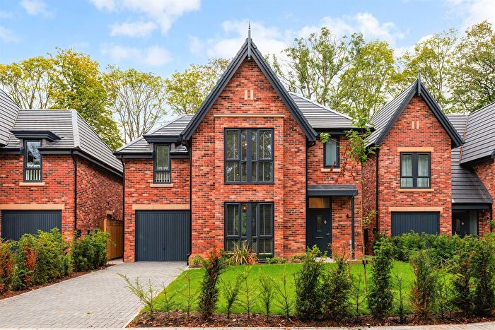 5 Bedroom Detached House For Sale In Lime Grove, Woodley, SK6