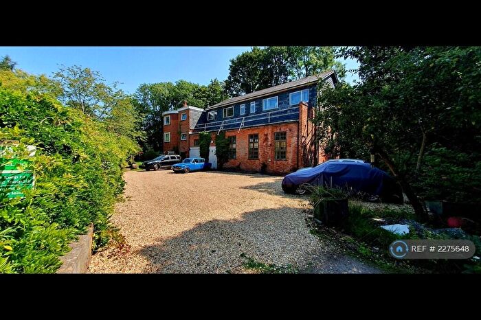 2 Bedroom Flat To Rent In The Kilns, Farnham, GU9
