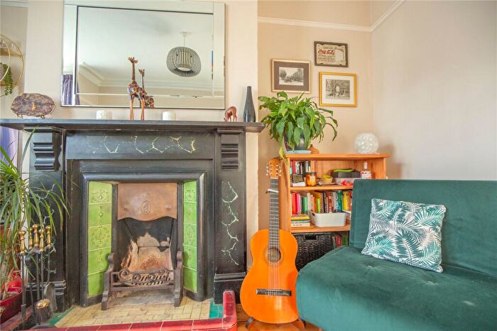 3 Bedroom Terraced House For Sale In Ashley Road, Bristol, BS6