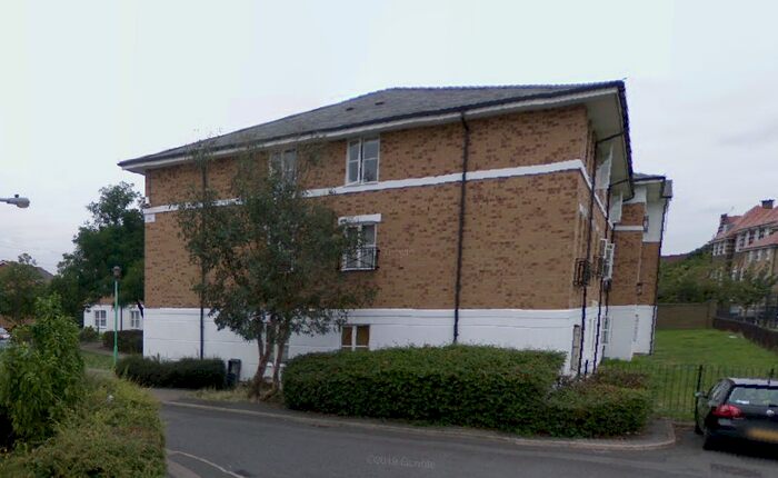 2 Bedroom Flat To Rent In Springfield Court, Forsythia Close, Ilford, IG1