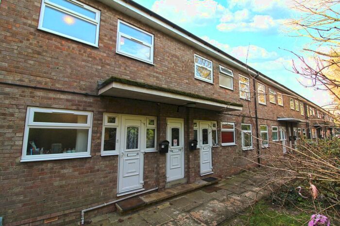 2 Bedroom Flat To Rent In Willow Court, HU17