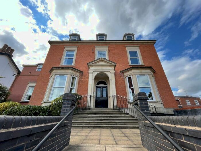 2 Bedroom Apartment To Rent In Windsor Court, Warwick Road, Stratford-upon-Avon, CV37