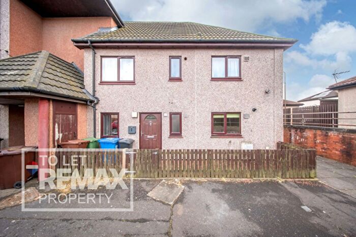 3 Bedroom Flat To Rent In Leven Walk, Craigshill, Livingston, EH54