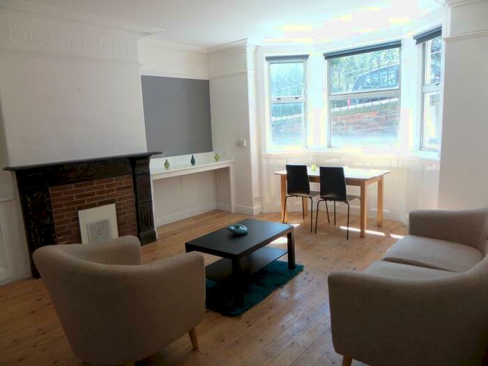 1 Bedroom Flat To Rent In Hanover Square, University, Leeds, LS3