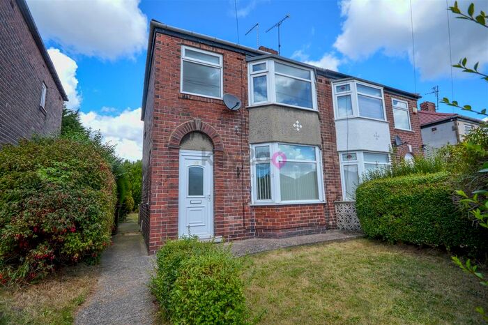 3 Bedroom Semi-Detached House To Rent In Seagrave Crescent, Basegreen, S12