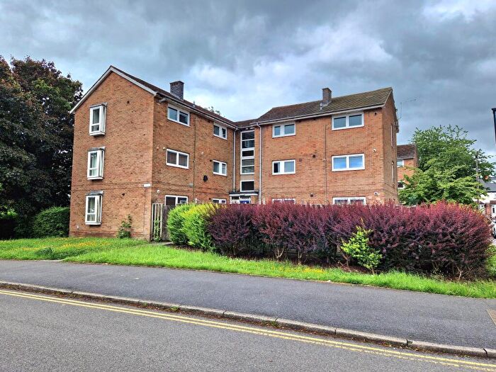 2 Bedroom Flat For Sale In A Latham Square Bents Green, S11