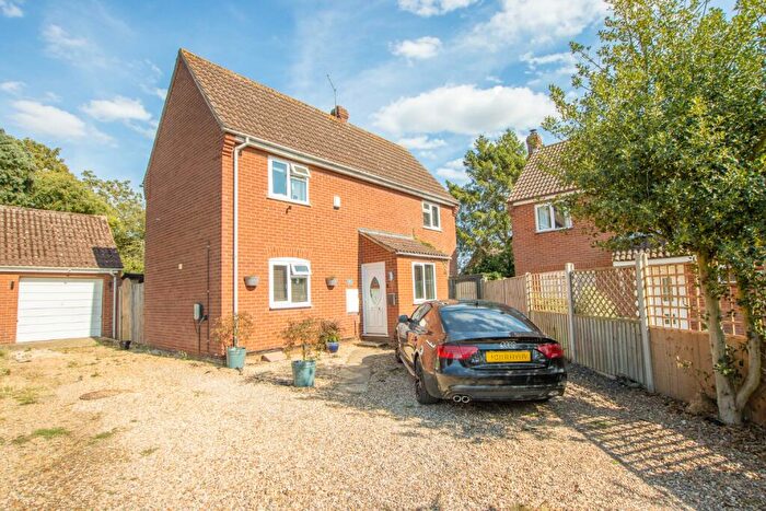 3 Bedroom Detached House For Sale In Kings Croft, Dersingham, PE31