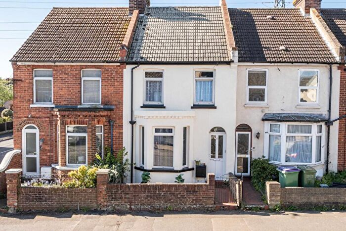 2 Bedroom Terraced House For Sale In Church Road, Folkestone, CT20