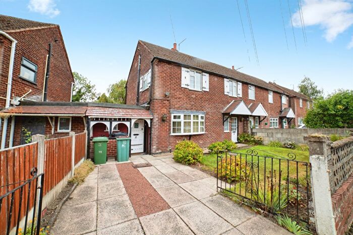 3 Bedroom Semi-Detached House For Sale In Bishop Street, Alfreton, DE55