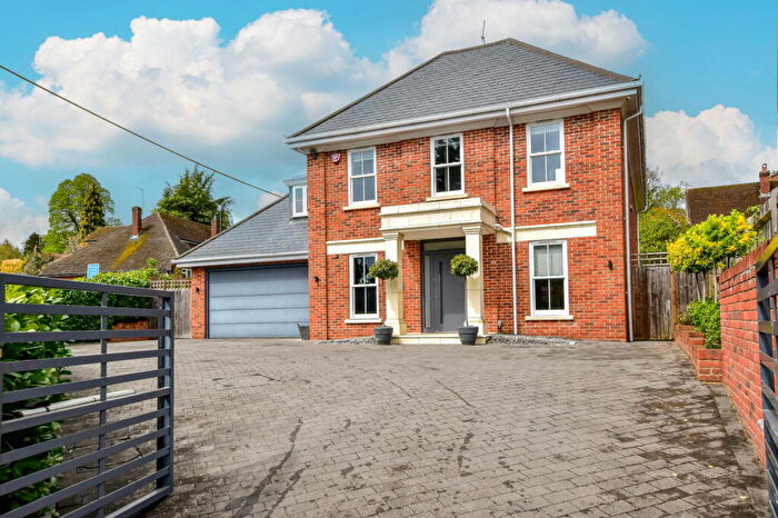 5 Bedroom Detached House For Sale In West Street, Marlow, SL7
