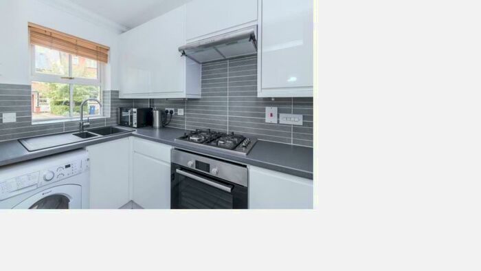 3 Bedroom End Of Terrace House To Rent In Stable Close, Oxford, OX1