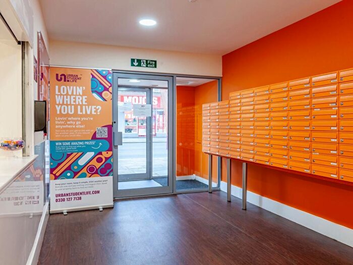 1 Bedroom Flat For Sale In Bolton, BL1