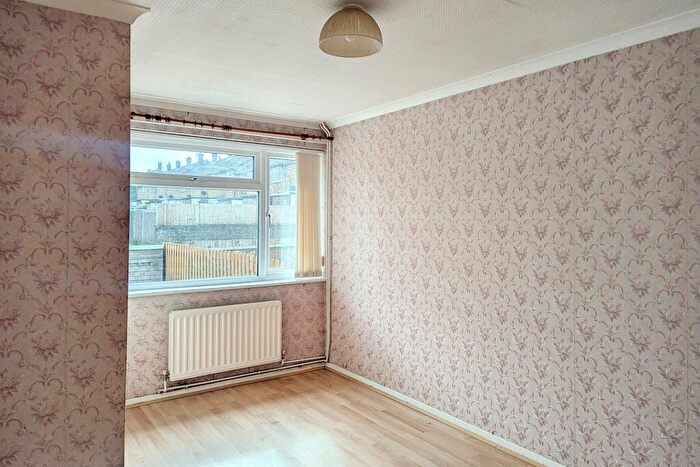 1 Bedroom Bungalow For Sale In Speedwell Avenue, Chatham, Kent, ME5