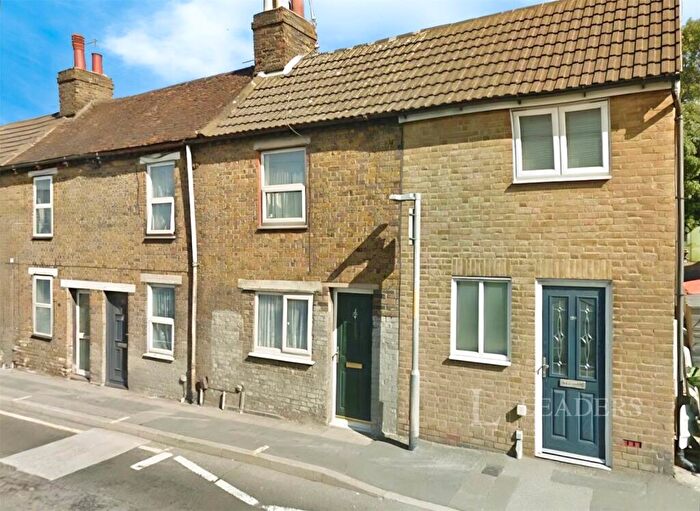2 Bedroom House To Rent In Upper Stone Street, Maidstone, Kent, ME15