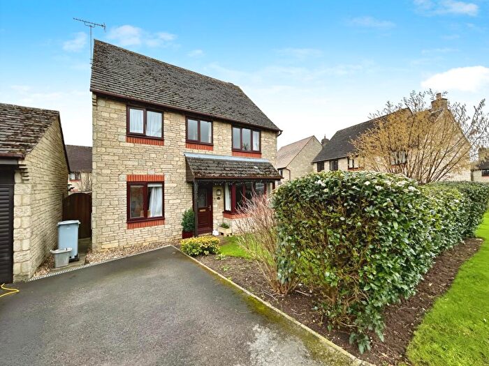 5 Bedroom Detached House To Rent In Sherbourne Road, Witney, Oxfordshire, OX28