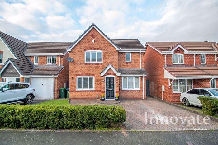 3 Bedroom Detached House For Sale In Taylor Way, Oldbury, B69