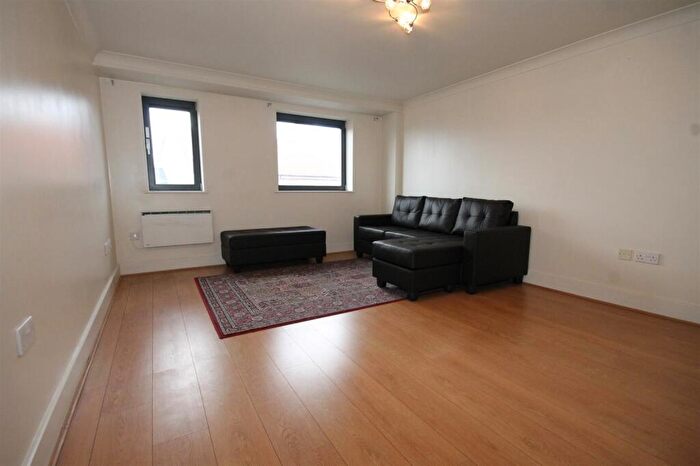 2 Bedroom Apartment To Rent In Rouen Road, Norwich, NR1