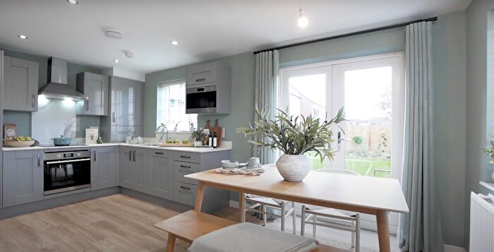 3 Bedroom Detached House To Rent In Westville Lane, Holmewood, S42