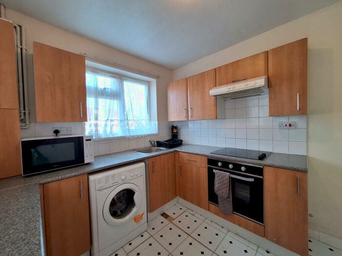 2 Bedroom Flat To Rent In Erith Road, Belvedere, DA17