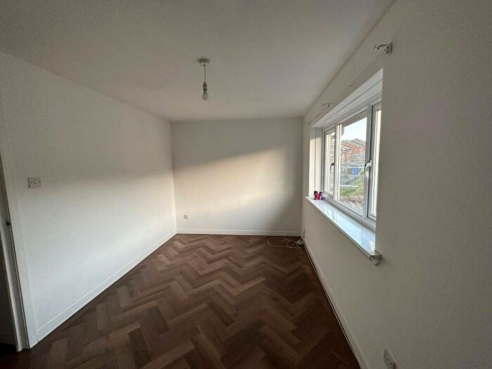 1 Bedroom Flat To Rent In Dougliehill Terrace, Port Glasgow, Inverclyde, PA14