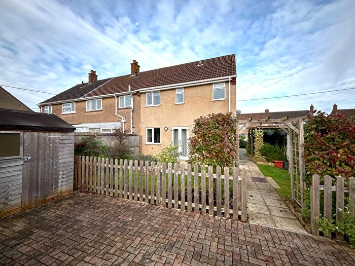 3 Bedroom End Of Terrace House For Sale In Lansdown Crescent, Timsbury, Bath, BA2