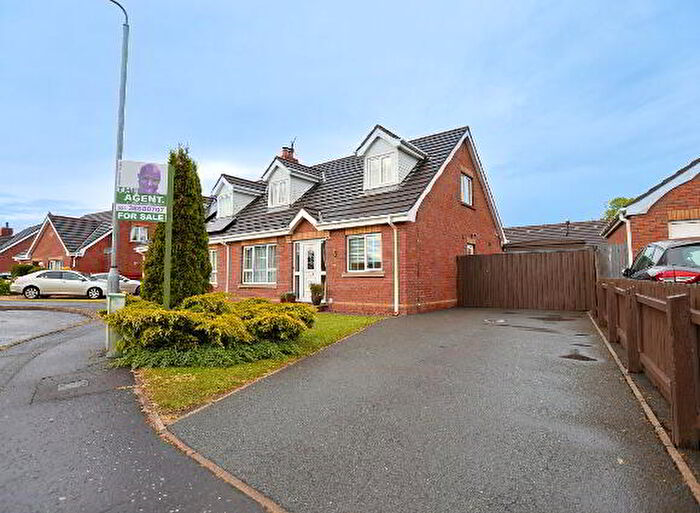 3 Bedroom Semi-detached Chalet Bungalows For Sale In Old Court Manor, Craigavon, BT65